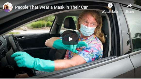 People that wear a face mask in their car