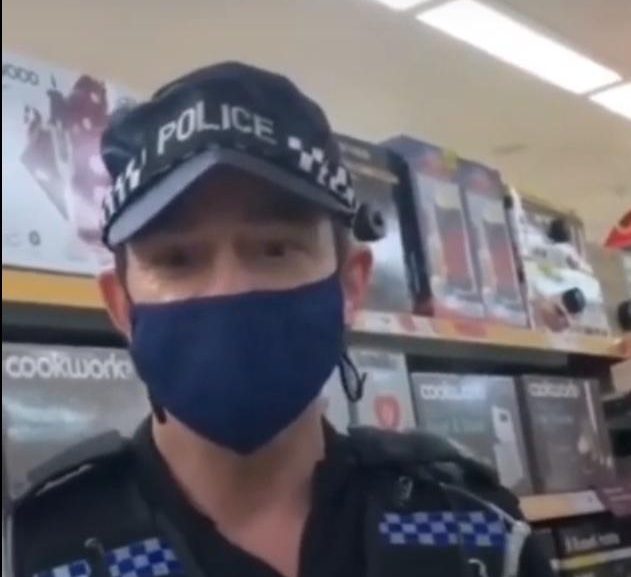 Man videos himself being arrested for not wearing face mask in Hereford supermarket – NOT REQUIRED BY LAW